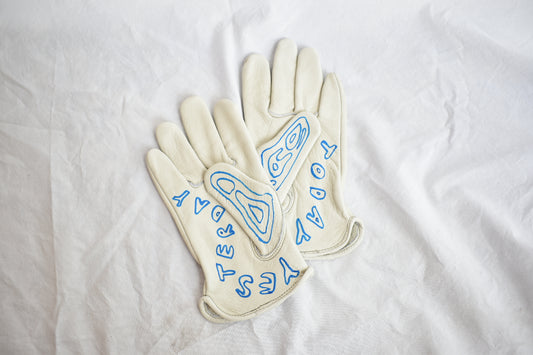 today/yesterday gloves